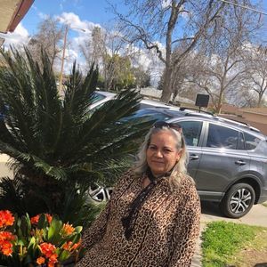 Meet your Posher, Maria isabel